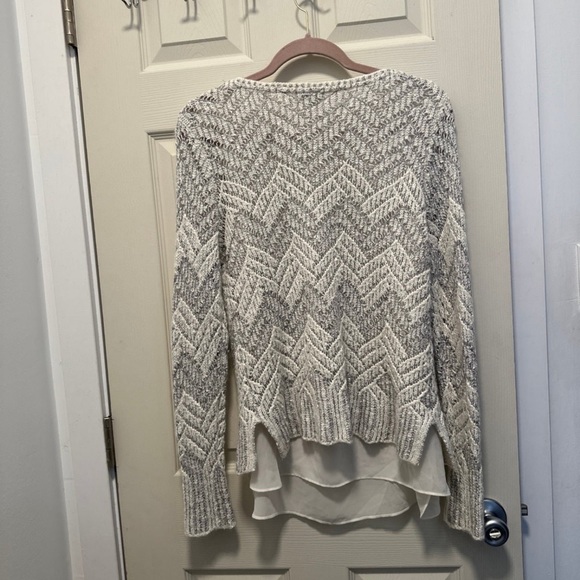 Lucky Brand Gray & Metallic Layered Knit Sweater Size: Large - Picture 3 of 6